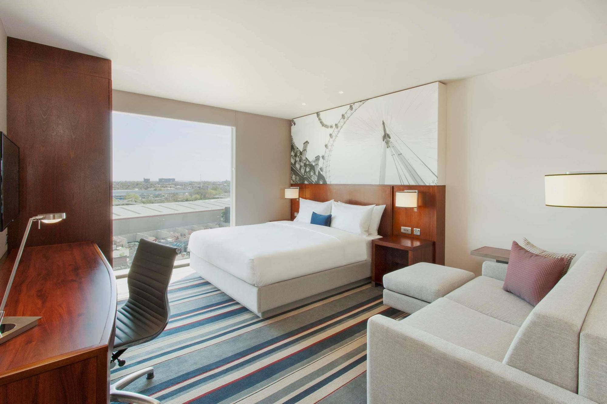 Hyatt Place West London Hayes Hayes  Exterior photo
