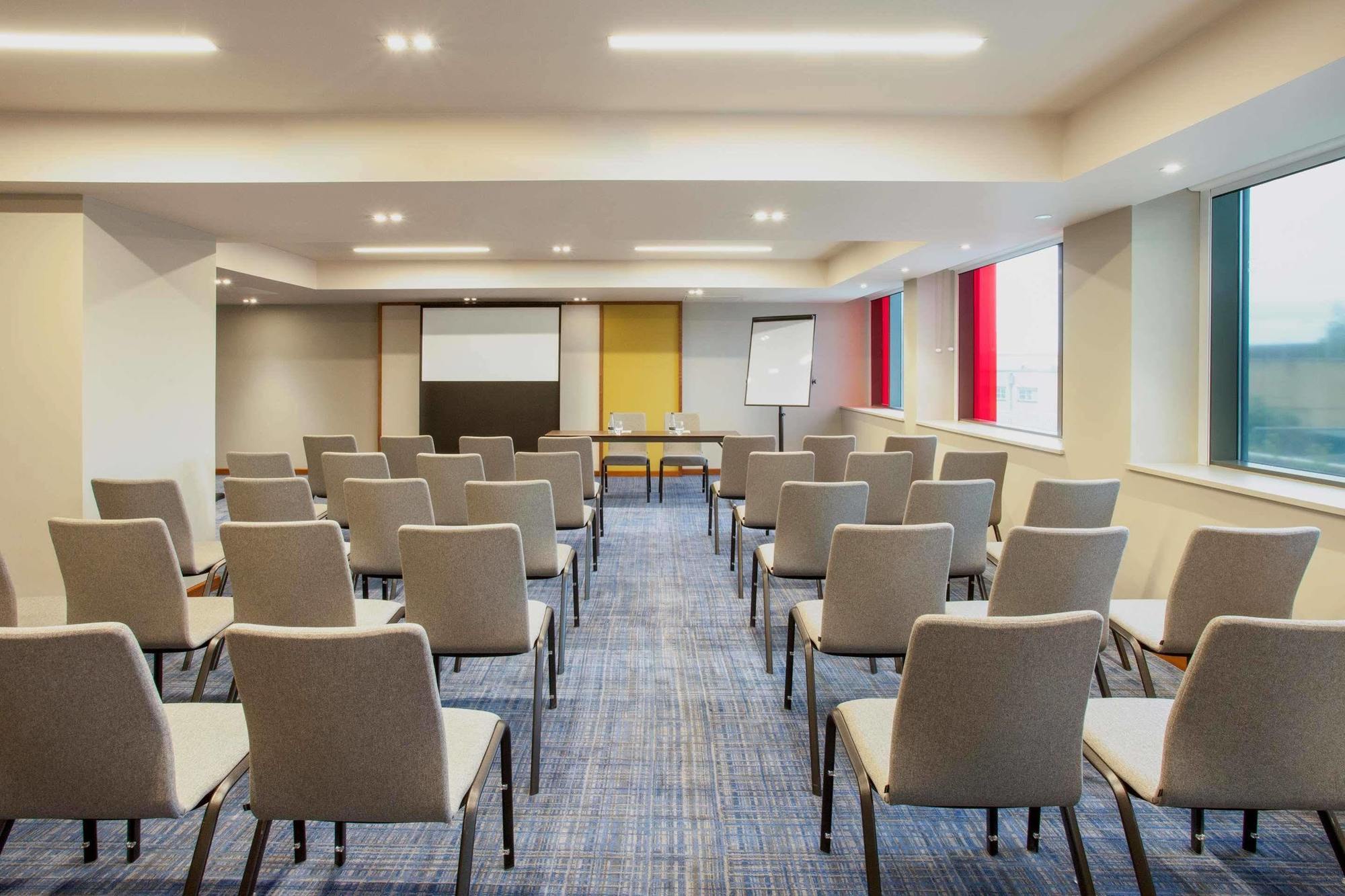 Hyatt Place West London Hayes Hayes  Exterior photo
